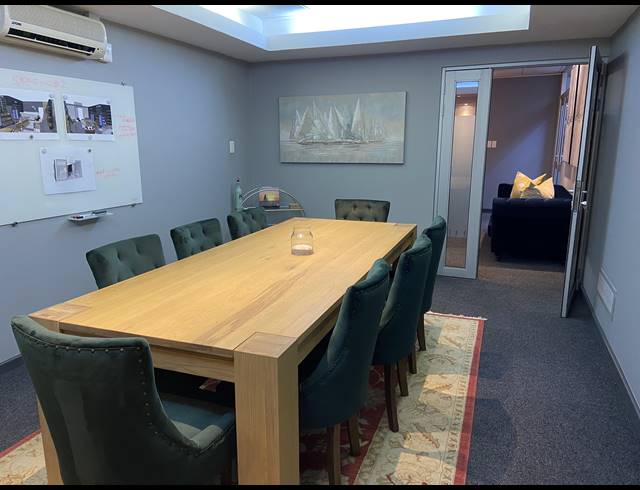 157M² OFFICE FOR SALE IN STEENBERG
